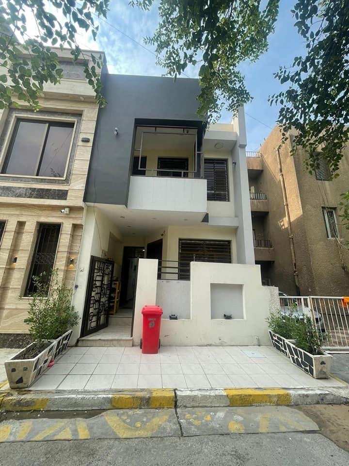 House in Al-Adhamyia