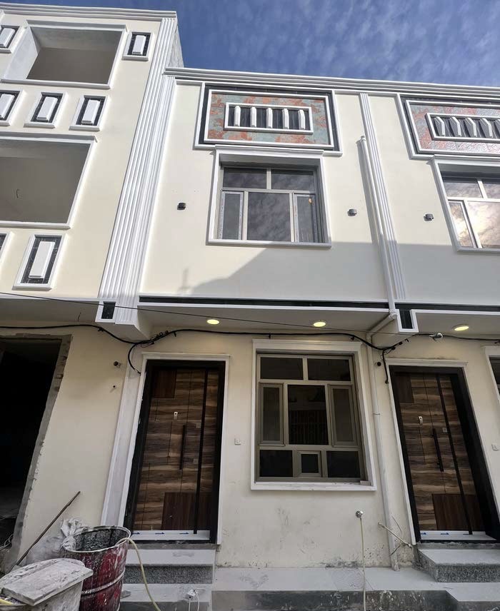 House in Al-Adhamaya